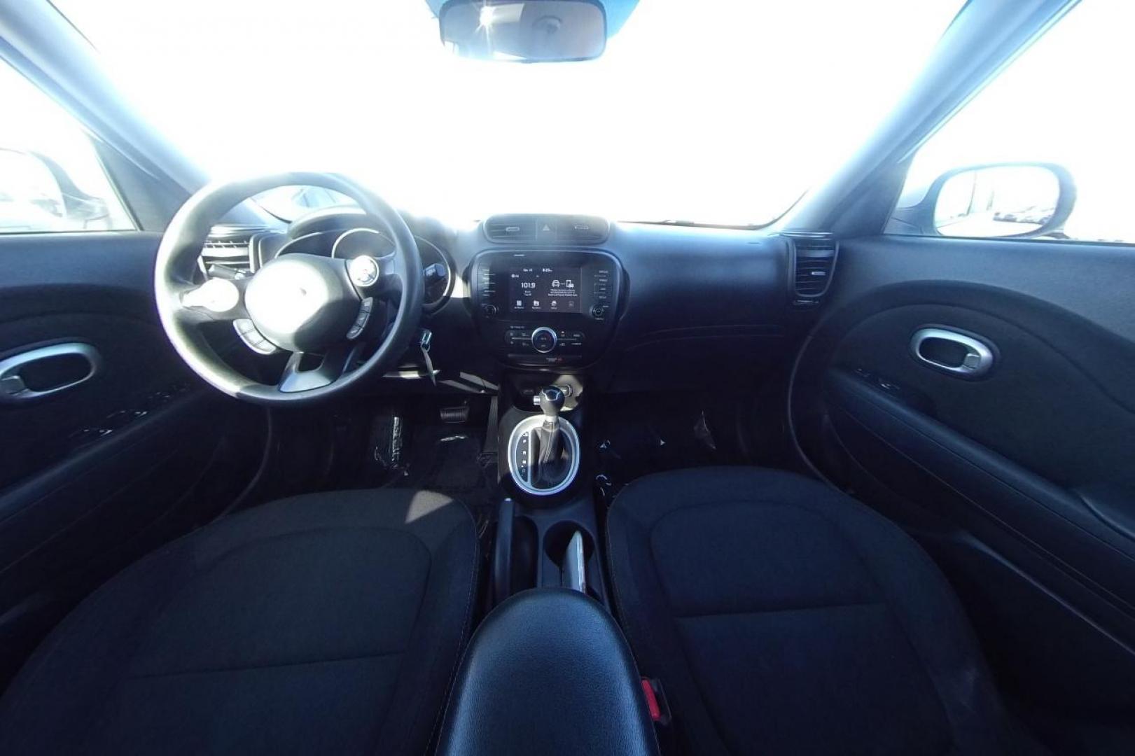 2018 White Kia Soul + (KNDJP3A56J7) with an 2.0L L4 DOHC 16V engine, 6A transmission, located at 7755 State Street, Midvale, UT, 84047, (801) 753-9063, 40.610329, -111.890656 - Photo#16