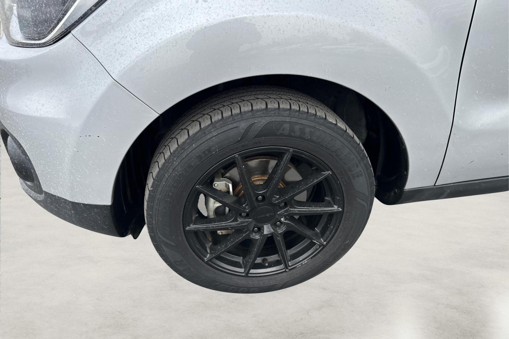 2018 Silver Kia Soul Base 6M (KNDJN2A24J7) with an 1.6L L4 DOHC 16V engine, 6M transmission, located at 7755 State Street, Midvale, UT, 84047, (801) 753-9063, 40.610329, -111.890656 - Photo#12