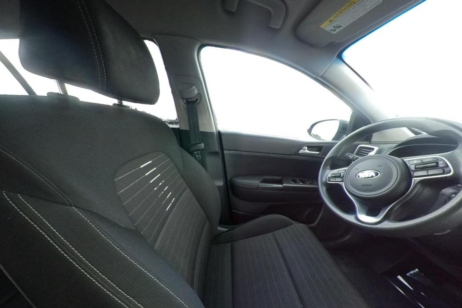 2018 Black Kia Sportage LX FWD (KNDPM3AC4J7) with an 2.4L V6 DOHC 24V engine, 6A transmission, located at 7755 State Street, Midvale, UT, 84047, (801) 753-9063, 40.610329, -111.890656 - Photo#19
