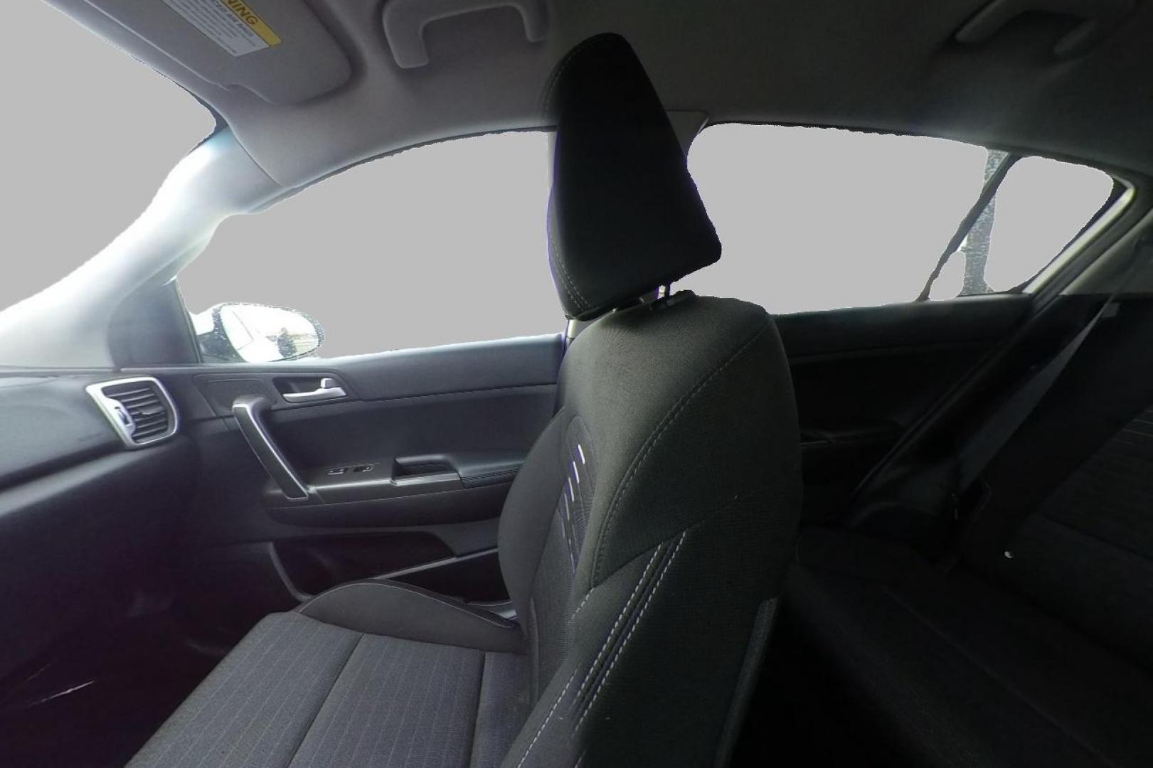 2018 White Kia Sportage LX FWD (KNDPM3AC7J7) with an 2.4L V6 DOHC 24V engine, 6A transmission, located at 7755 State Street, Midvale, UT, 84047, (801) 753-9063, 40.610329, -111.890656 - Photo#17