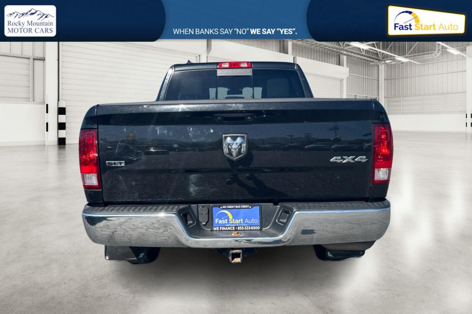 2018 Black RAM 1500 SLT Crew Cab SWB 4WD (1C6RR7LT4JS) with an 5.7L V8 OHV 16V engine, 8A transmission, located at 7755 State Street, Midvale, UT, 84047, (801) 753-9063, 40.610329, -111.890656 - Photo#4