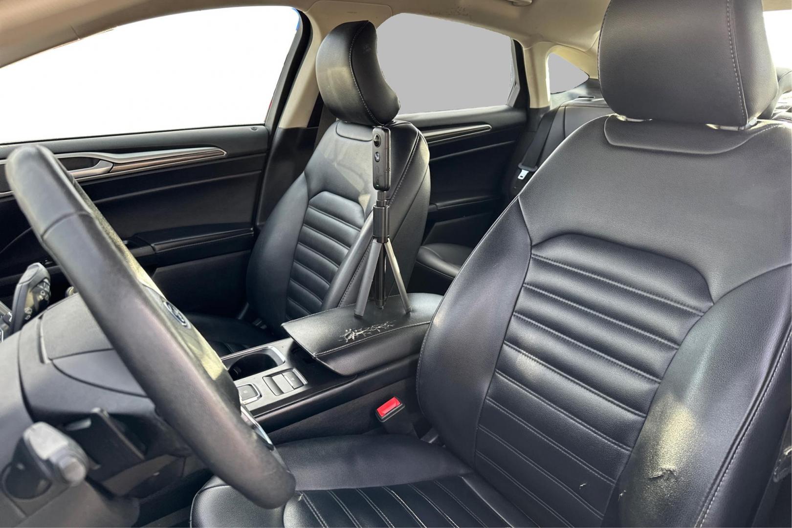 2019 Silver Ford Fusion SEL (3FA6P0CD1KR) with an 1.5L L4 DOHC 16V engine, 6A transmission, located at 7755 State Street, Midvale, UT, 84047, (801) 753-9063, 40.610329, -111.890656 - Photo#14