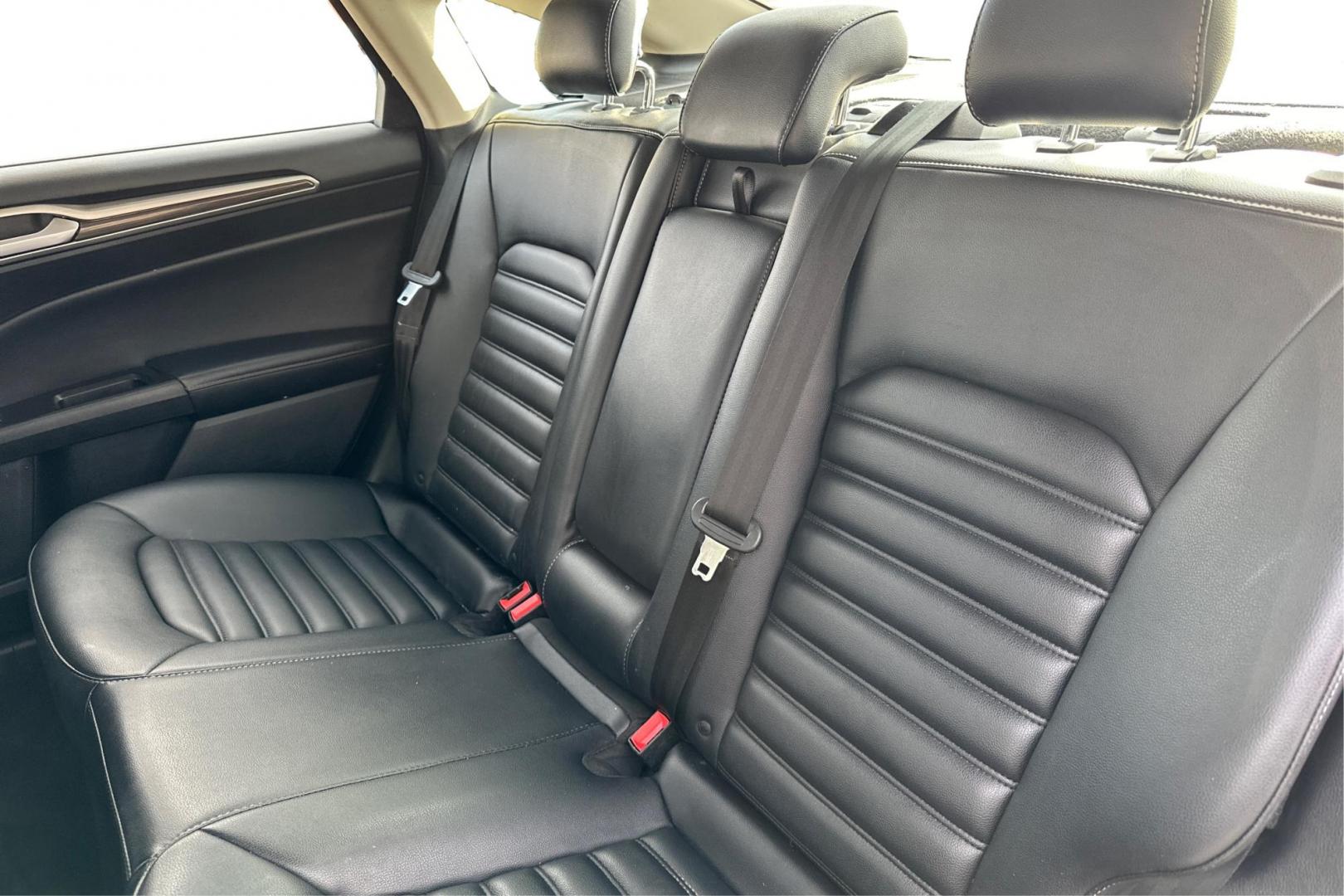 2019 Silver Ford Fusion SEL (3FA6P0CD1KR) with an 1.5L L4 DOHC 16V engine, 6A transmission, located at 7755 State Street, Midvale, UT, 84047, (801) 753-9063, 40.610329, -111.890656 - Photo#15