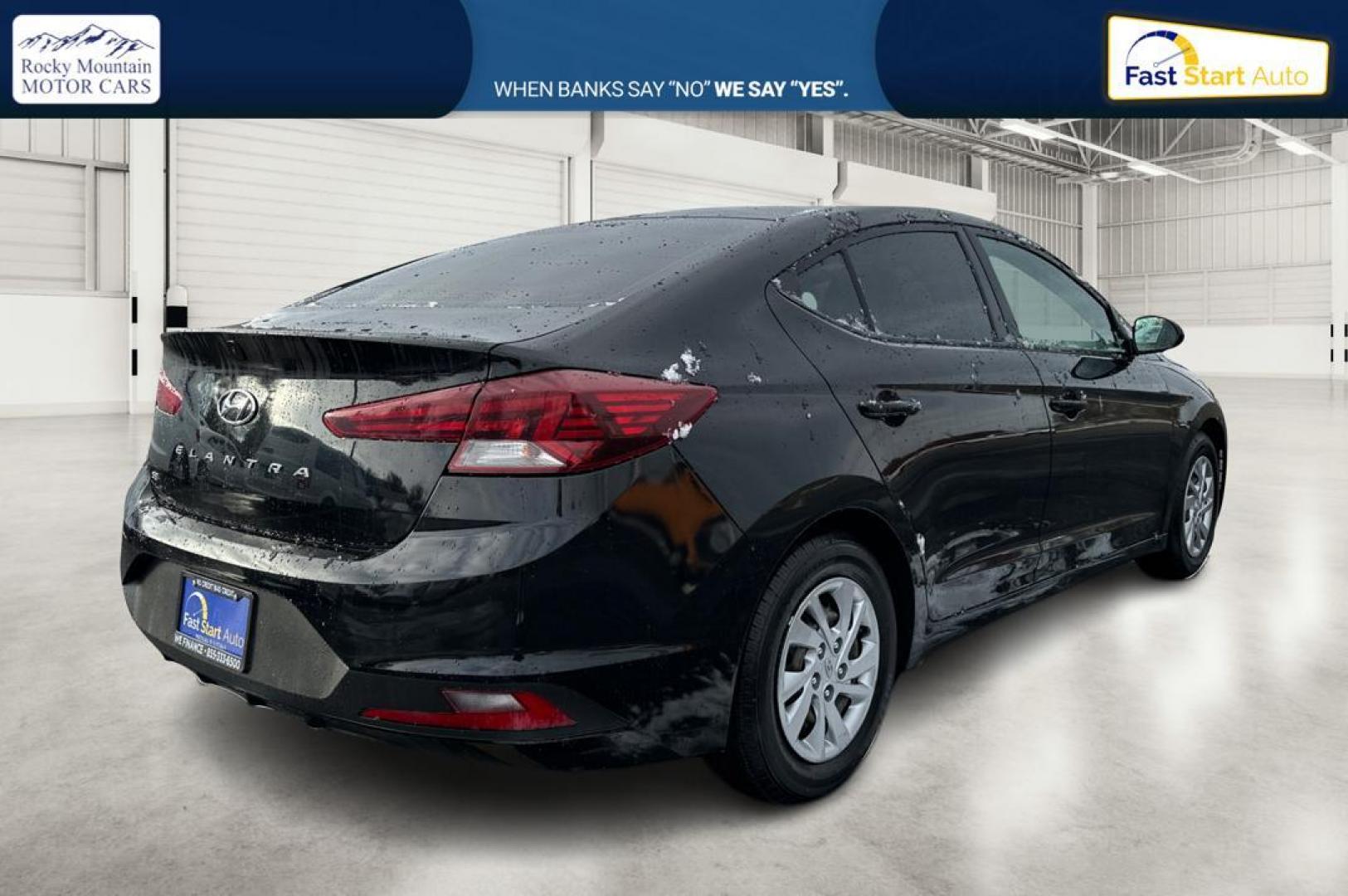2019 Black Hyundai Elantra SE 6AT (KMHD74LF7KU) with an 1.8L L4 DOHC 16V engine, 6A transmission, located at 7755 State Street, Midvale, UT, 84047, (801) 753-9063, 40.610329, -111.890656 - Photo#2