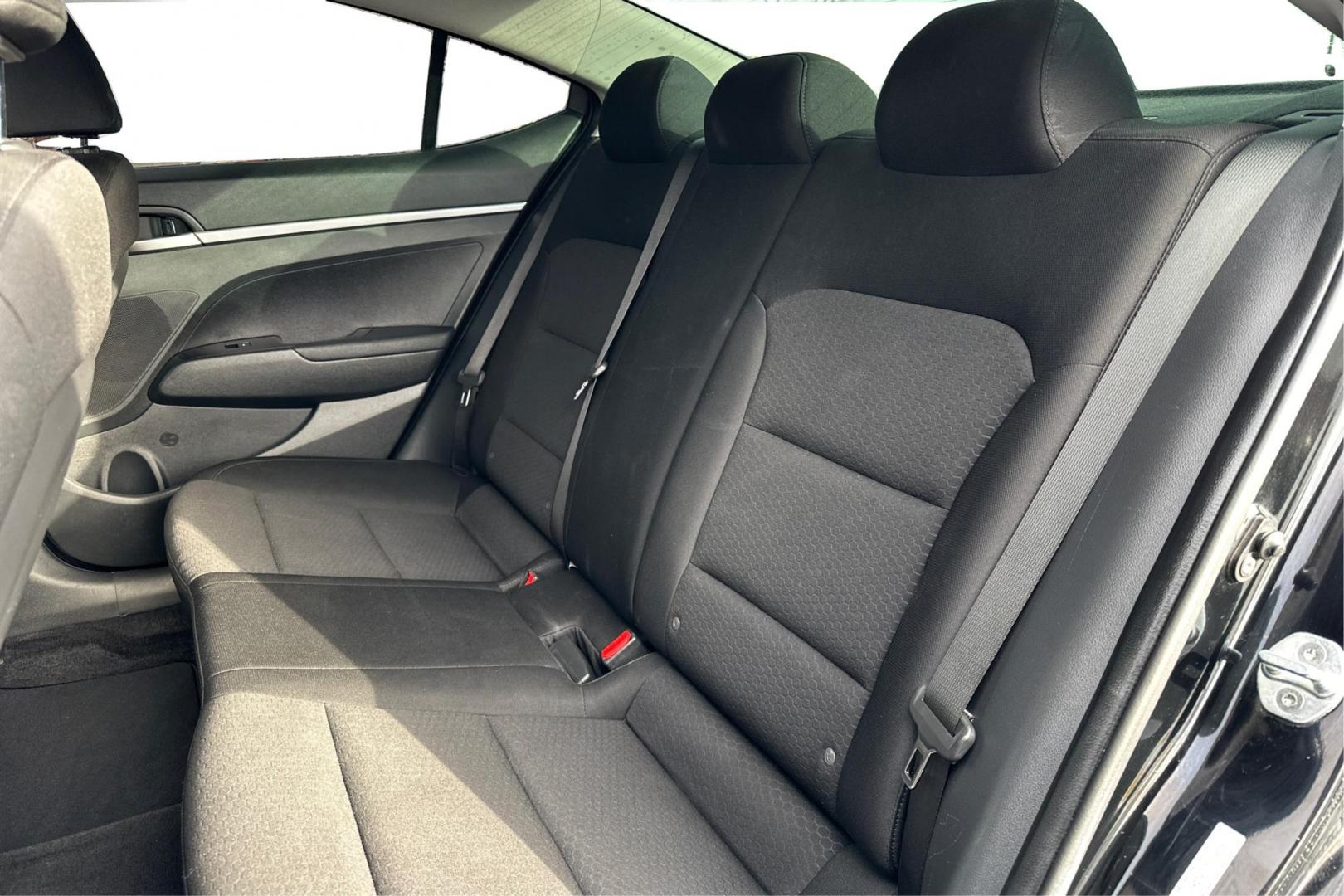 2019 Black Hyundai Elantra SE 6AT (KMHD74LF7KU) with an 1.8L L4 DOHC 16V engine, 6A transmission, located at 7755 State Street, Midvale, UT, 84047, (801) 753-9063, 40.610329, -111.890656 - Photo#15