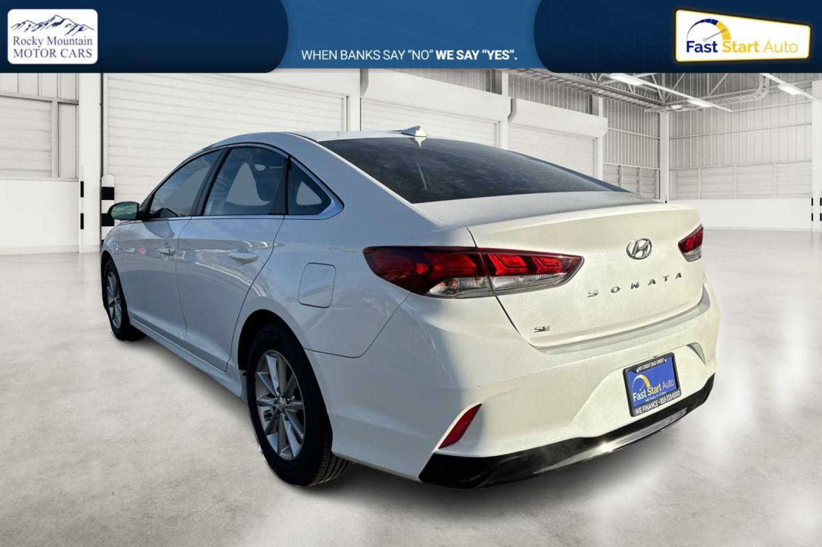 2019 White Hyundai Sonata SE (5NPE24AFXKH) with an 2.4L L4 DOHC 16V engine, 7A transmission, located at 7755 State Street, Midvale, UT, 84047, (801) 753-9063, 40.610329, -111.890656 - Photo#5
