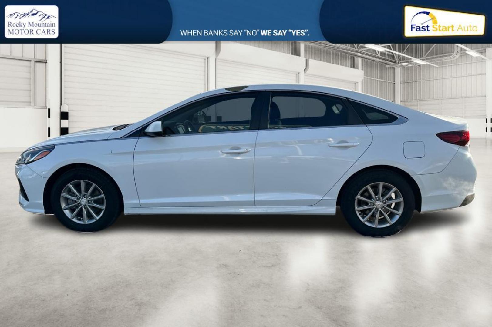 2019 White Hyundai Sonata SE (5NPE24AFXKH) with an 2.4L L4 DOHC 16V engine, 7A transmission, located at 7755 State Street, Midvale, UT, 84047, (801) 753-9063, 40.610329, -111.890656 - Photo#6