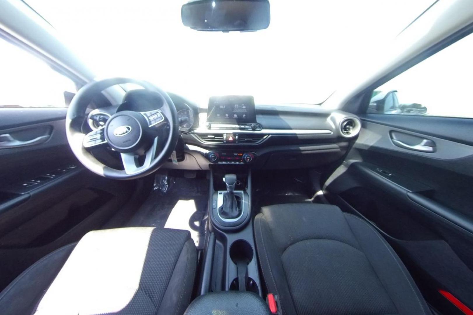 2019 Gray Kia Forte LX 6A (3KPF24AD5KE) with an 2.0L L4 DOHC 16V engine, 6A transmission, located at 7755 State Street, Midvale, UT, 84047, (801) 753-9063, 40.610329, -111.890656 - Photo#13