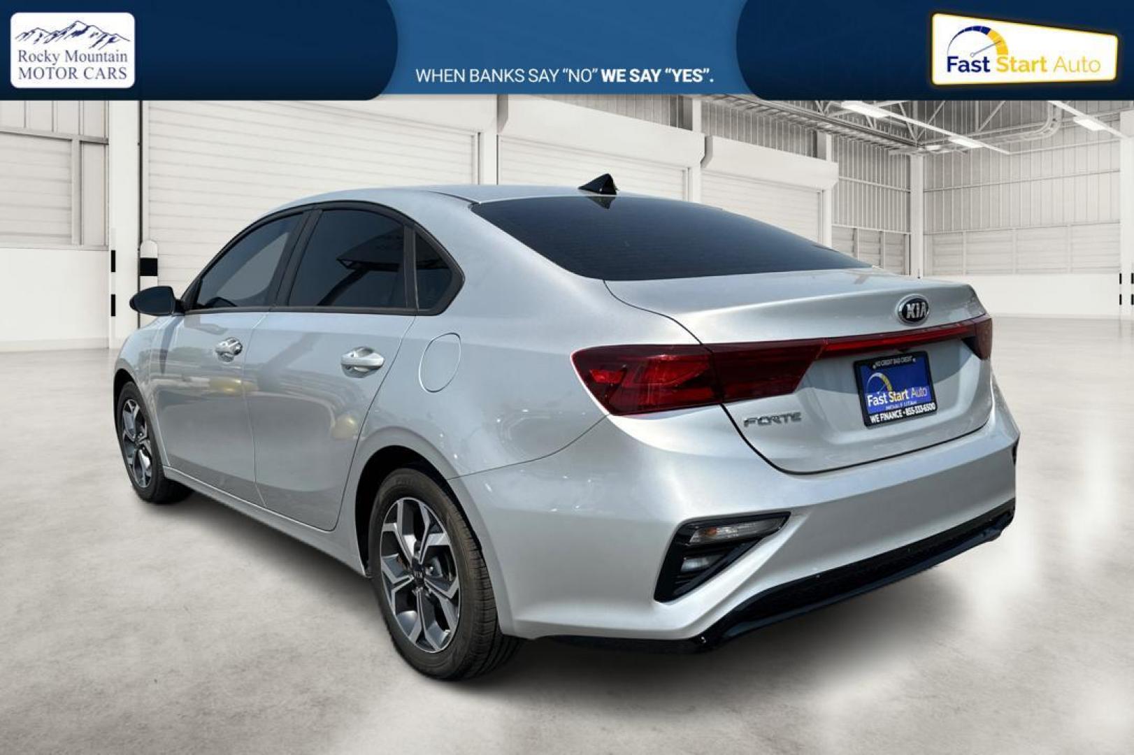 2019 Gray Kia Forte LX 6A (3KPF24AD5KE) with an 2.0L L4 DOHC 16V engine, 6A transmission, located at 7755 State Street, Midvale, UT, 84047, (801) 753-9063, 40.610329, -111.890656 - Photo#4