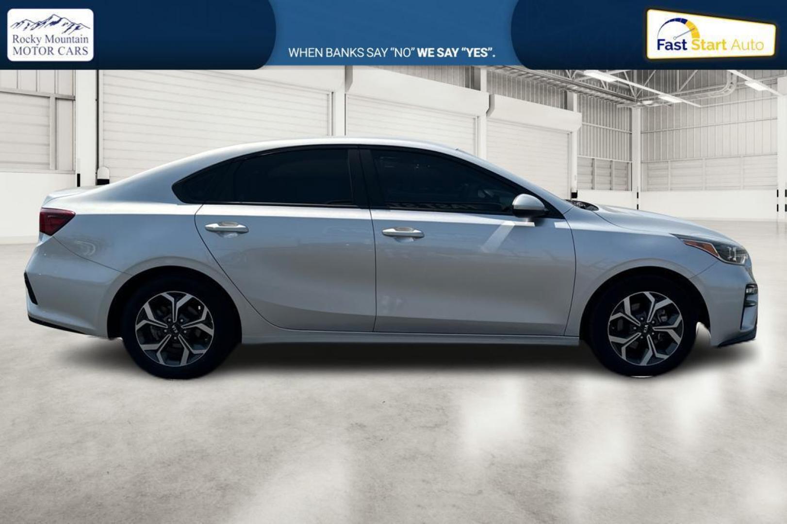 2019 Gray Kia Forte LX 6A (3KPF24AD5KE) with an 2.0L L4 DOHC 16V engine, 6A transmission, located at 7755 State Street, Midvale, UT, 84047, (801) 753-9063, 40.610329, -111.890656 - Photo#1