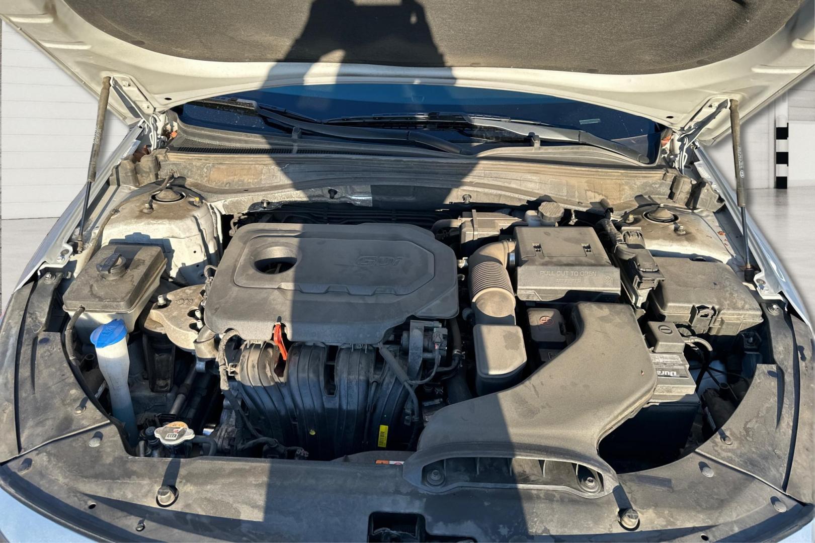 2019 Silver Kia Optima LX (5XXGT4L3XKG) with an 2.4L L4 DOHC 16V engine, 6A transmission, located at 7755 State Street, Midvale, UT, 84047, (801) 753-9063, 40.610329, -111.890656 - Photo#10