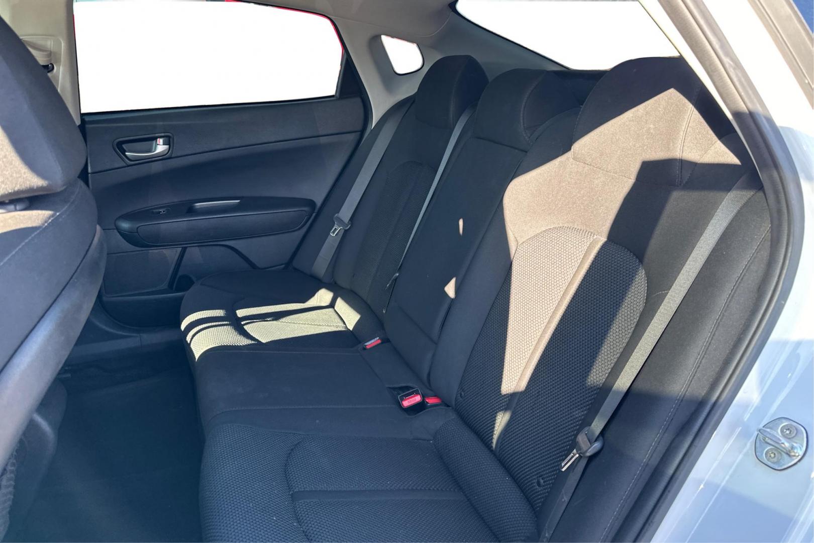 2019 White Kia Optima LX (5XXGT4L35KG) with an 2.4L L4 DOHC 16V engine, 6A transmission, located at 7755 State Street, Midvale, UT, 84047, (801) 753-9063, 40.610329, -111.890656 - Photo#15
