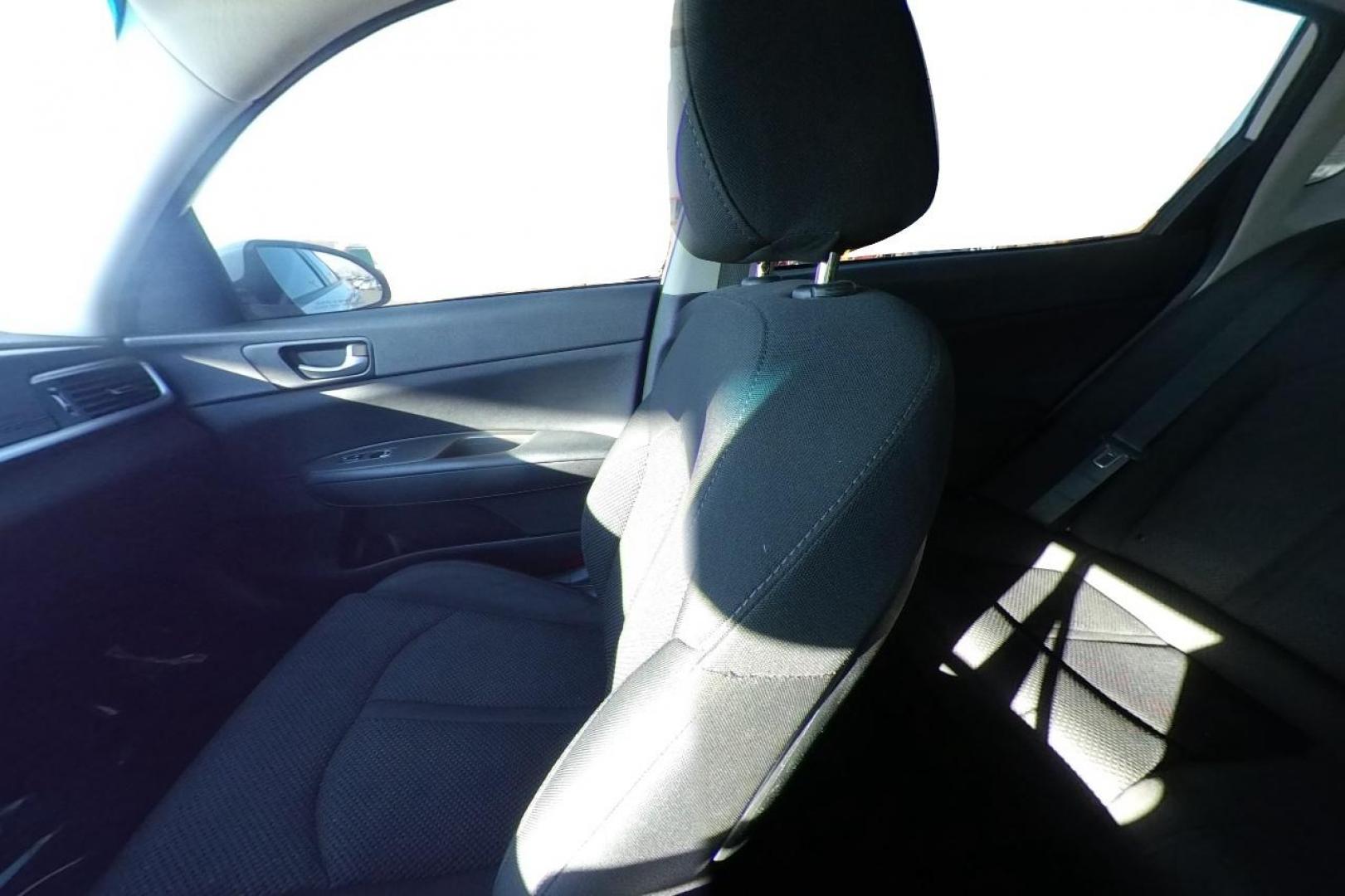 2019 White Kia Optima LX (5XXGT4L35KG) with an 2.4L L4 DOHC 16V engine, 6A transmission, located at 7755 State Street, Midvale, UT, 84047, (801) 753-9063, 40.610329, -111.890656 - Photo#17