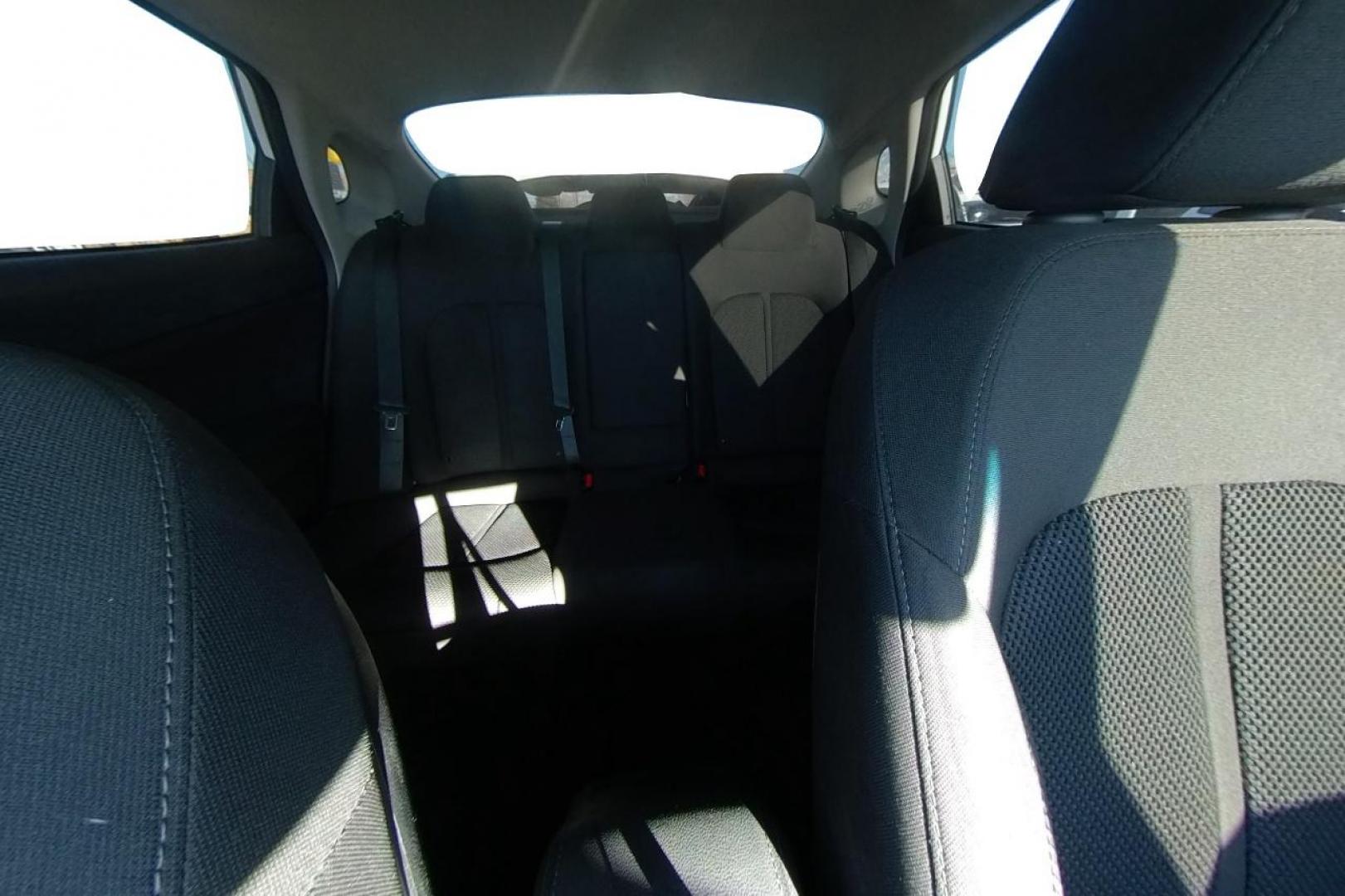 2019 White Kia Optima LX (5XXGT4L35KG) with an 2.4L L4 DOHC 16V engine, 6A transmission, located at 7755 State Street, Midvale, UT, 84047, (801) 753-9063, 40.610329, -111.890656 - Photo#18