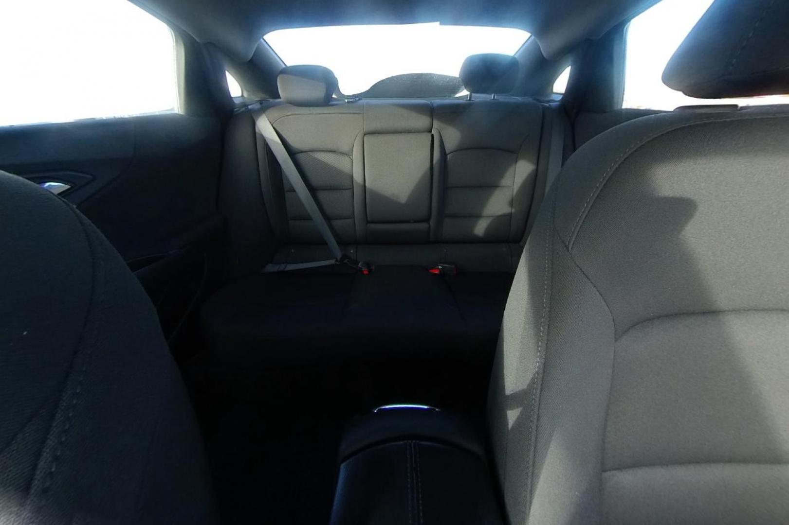 2020 White Chevrolet Malibu LT (1G1ZD5ST8LF) with an 1.5L L4 DOHC 16V engine, 6A transmission, located at 7755 State Street, Midvale, UT, 84047, (801) 753-9063, 40.610329, -111.890656 - Photo#18