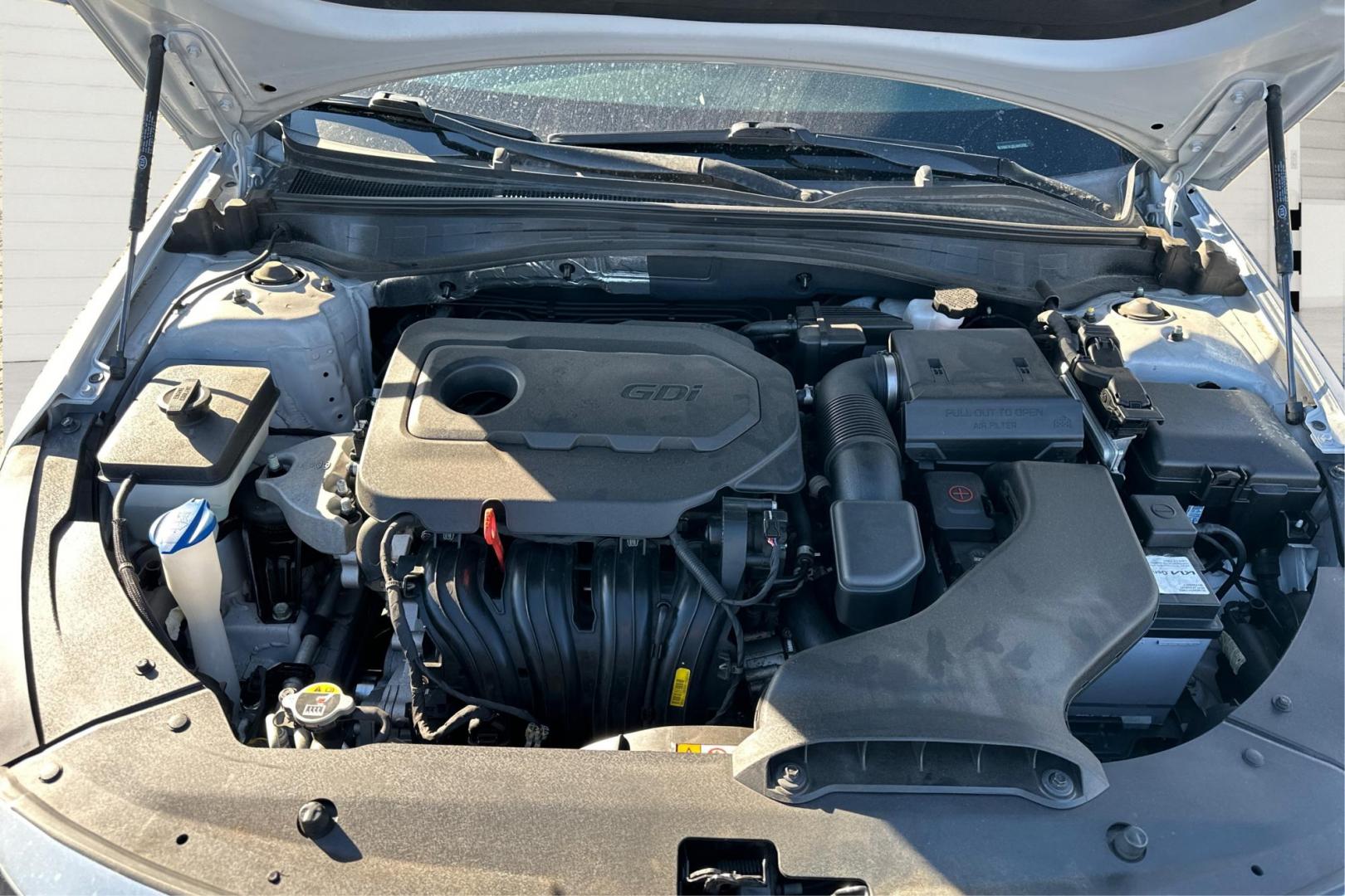 2020 Silver Kia Optima LX (5XXGT4L35LG) with an 2.4L L4 DOHC 16V engine, 6A transmission, located at 7755 State Street, Midvale, UT, 84047, (801) 753-9063, 40.610329, -111.890656 - Photo#10