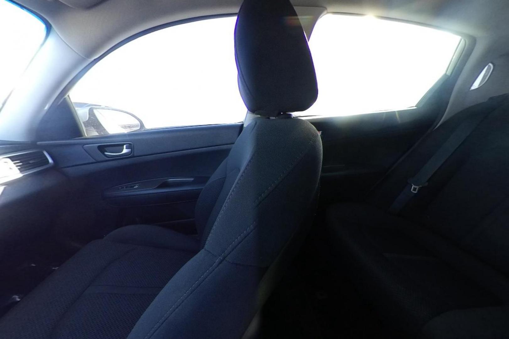 2020 Silver Kia Optima LX (5XXGT4L35LG) with an 2.4L L4 DOHC 16V engine, 6A transmission, located at 7755 State Street, Midvale, UT, 84047, (801) 753-9063, 40.610329, -111.890656 - Photo#17